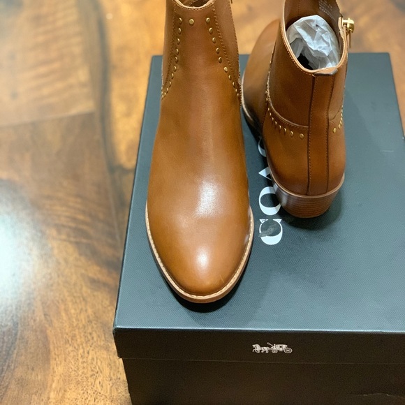 Brand New ladies shoes - Picture 8 of 8